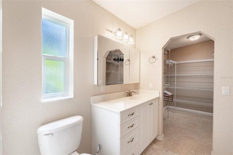 House in Davenport, Florida 2 bedrooms, 118.26 sq.m. № 1905955 - photo 13