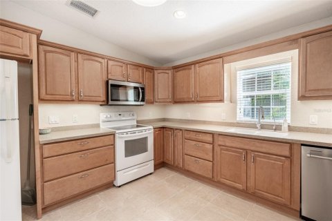 House in Davenport, Florida 2 bedrooms, 118.26 sq.m. № 1905955 - photo 8