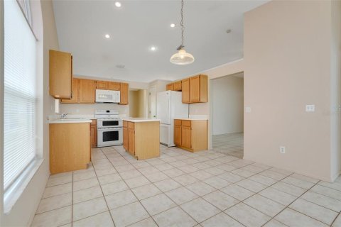 House in Kissimmee, Florida 3 bedrooms, 165.18 sq.m. № 1771074 - photo 17