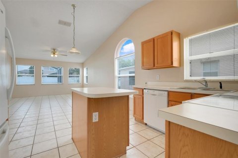 House in Kissimmee, Florida 3 bedrooms, 165.18 sq.m. № 1771074 - photo 19