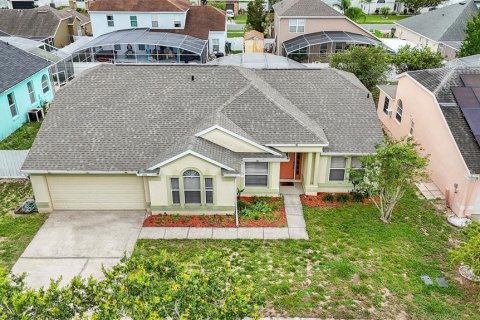 House in Kissimmee, Florida 3 bedrooms, 165.18 sq.m. № 1771074 - photo 2