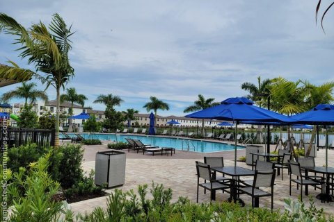 Touwnhouse à Miami, Floride 3 chambres, 154.4 m2 № 2038329