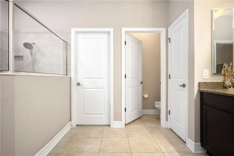 Casa en venta en Wesley Chapel, Florida, 4 dormitorios, 302.68 m2 № 1755448 - foto 25