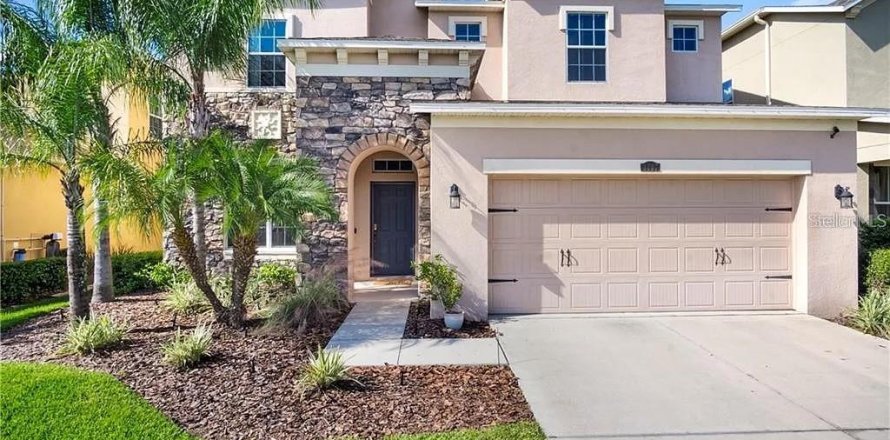 Casa en Wesley Chapel, Florida 4 dormitorios, 302.68 m2 № 1755448