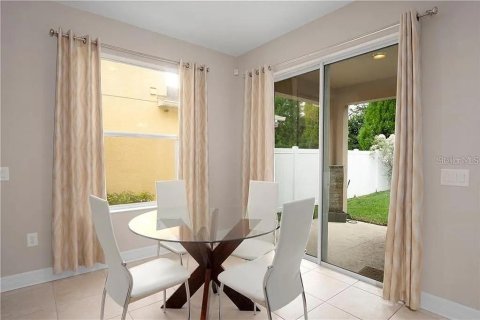 Casa en venta en Wesley Chapel, Florida, 4 dormitorios, 302.68 m2 № 1755448 - foto 14