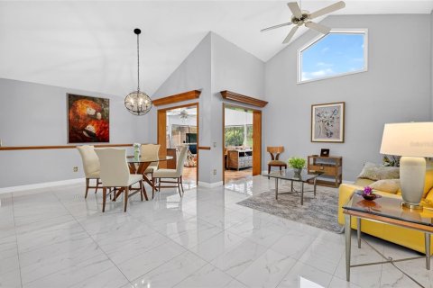 Villa ou maison à vendre à Orlando, Floride: 2 chambres, 164.81 m2 № 2201039 - photo 5