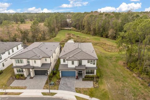 House in Davenport, Florida 12 bedrooms, 471.57 sq.m. № 1537924 - photo 3