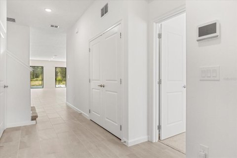 House in Davenport, Florida 12 bedrooms, 471.57 sq.m. № 1537924 - photo 10