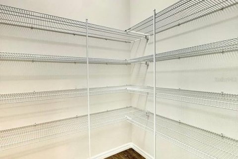 Снять в аренду виллу или дом в Ривервью, Флорида 5 спален, 322.09м2, № 2111049 - фото 16