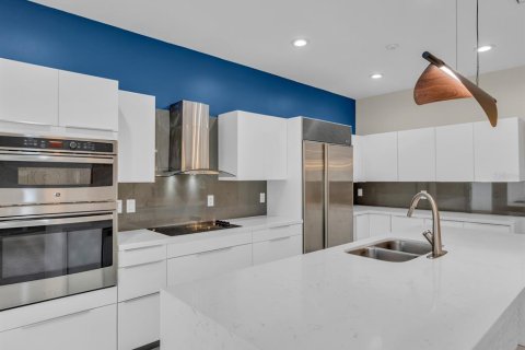 House in Weston, Florida 4 bedrooms, 186.92 sq.m. № 1785455 - photo 21