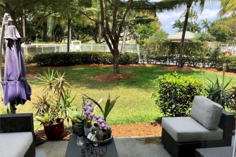 Adosado en alquiler en Weston, Florida, 3 dormitorios, 135.73 m2 № 2057255 - foto 4