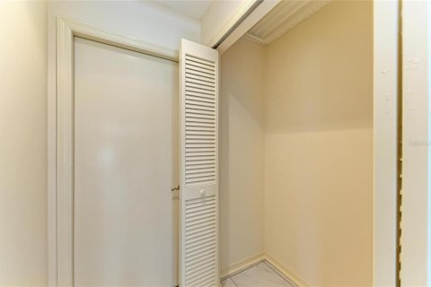 Casa en venta en Sarasota, Florida, 2 dormitorios, 124.21 m2 № 1893816 - foto 25