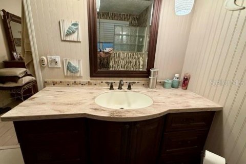 Condo in Daytona Beach, Florida, 2 bedrooms  № 1906429 - photo 23