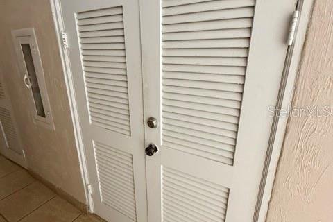 Condo in Daytona Beach, Florida, 2 bedrooms  № 1906429 - photo 15