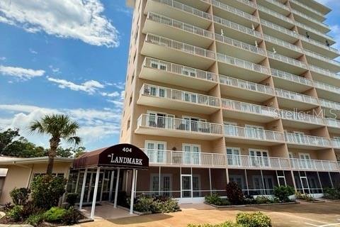 Condo in Daytona Beach, Florida, 2 bedrooms  № 1906429 - photo 10