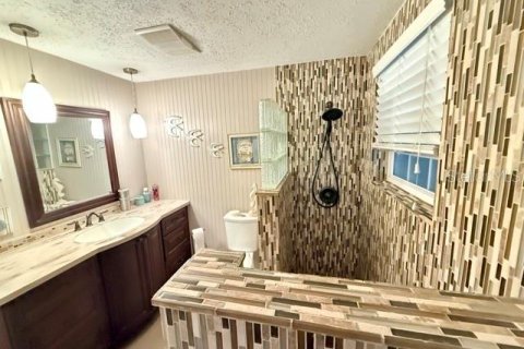 Condo in Daytona Beach, Florida, 2 bedrooms  № 1906429 - photo 27