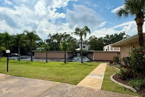 Condo in Daytona Beach, Florida, 2 bedrooms  № 1906429 - photo 6