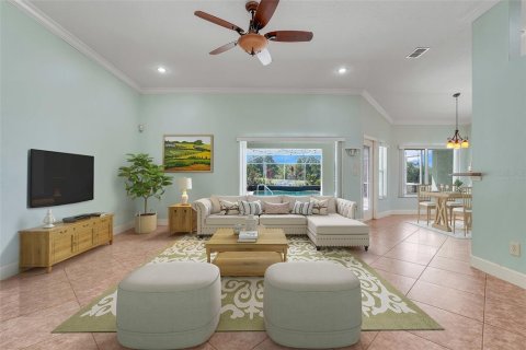 House in Clermont, Florida 4 bedrooms, 174.84 sq.m. № 1666608 - photo 15