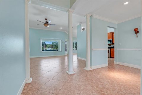 House in Clermont, Florida 4 bedrooms, 174.84 sq.m. № 1666608 - photo 10