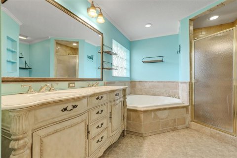 House in Clermont, Florida 4 bedrooms, 174.84 sq.m. № 1666608 - photo 24