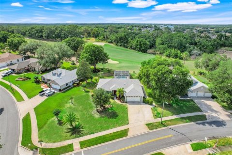 House in Clermont, Florida 4 bedrooms, 174.84 sq.m. № 1666608 - photo 2