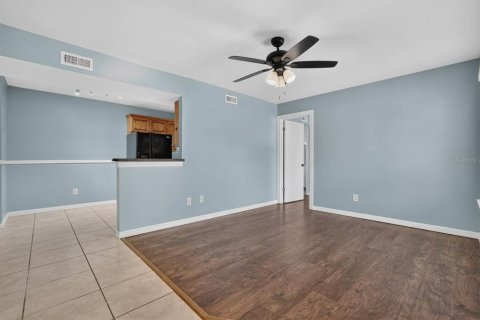 Condominio en venta en Daytona Beach, Florida, 2 dormitorios, 82.03 m2 № 2221143 - foto 9