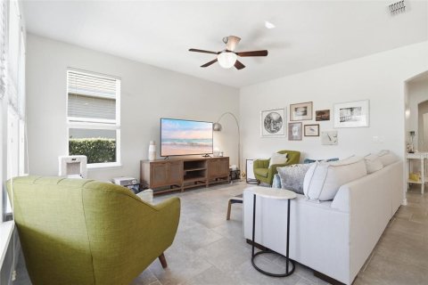 Casa en venta en DeLand, Florida, 4 dormitorios, 189.33 m2 № 2216852 - foto 6