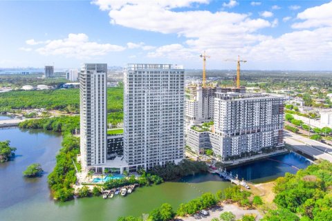 Купить кондоминиум в Норт-Майами-Бич, Флорида 2 спальни, 103.59м2, № 1925528 - фото 23