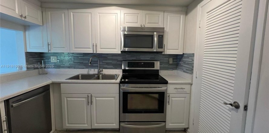 Condo à Deerfield Beach, Floride, 2 chambres  № 2019316