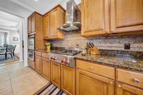 Casa en venta en Tampa, Florida, 4 dormitorios, 309.92 m2 № 1754980 - foto 14