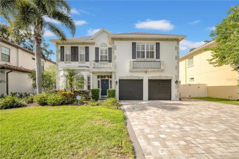Casa en venta en Tampa, Florida, 4 dormitorios, 309.92 m2 № 1754980 - foto 1