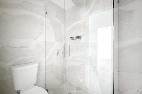 Купить виллу или дом в Купер-Сити, Флорида 5 спален, 223.15м2, № 1790207 - фото 26