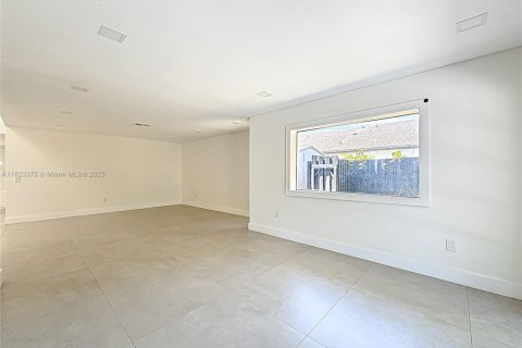 Купить виллу или дом в Купер-Сити, Флорида 5 спален, 223.15м2, № 1790207 - фото 14