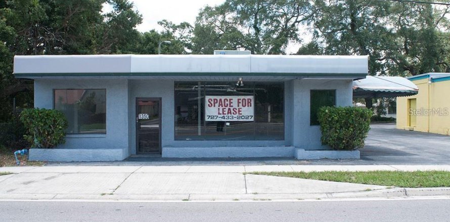 Commercial property in Clearwater, Florida 280.94 sq.m. № 1275946