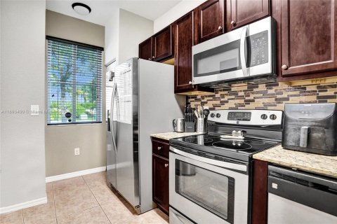 Touwnhouse à vendre à Miramar, Floride: 2 chambres, 104.05 m2 № 1945493 - photo 6