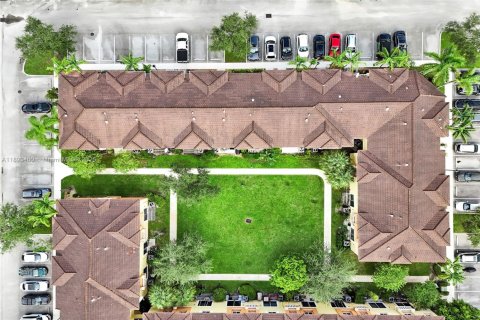 Touwnhouse à vendre à Miramar, Floride: 2 chambres, 104.05 m2 № 1945493 - photo 24