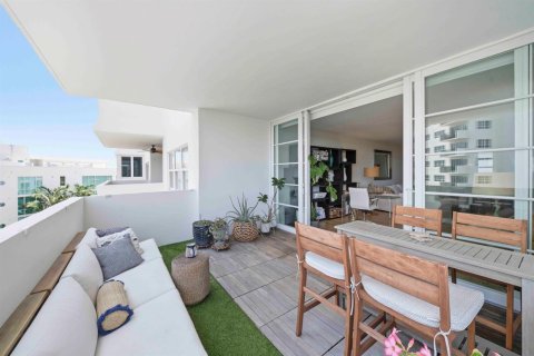 Condominio en venta en Fort Lauderdale, Florida, 2 dormitorios, 130.25 m2 № 2174248 - foto 16