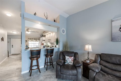 Condominio en alquiler en Lake Suzy, Florida, 3 dormitorios, 125.23 m2 № 1424184 - foto 16