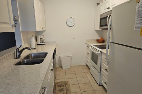 Copropriété à louer à Sun City Center, Floride: 2 chambres, 93.65 m2 № 2400422 - photo 16