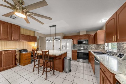 Villa ou maison à vendre à Beverly Hills, Floride: 3 chambres, 188.87 m2 № 2419073 - photo 12
