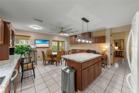 Villa ou maison à vendre à Beverly Hills, Floride: 3 chambres, 188.87 m2 № 2419073 - photo 11
