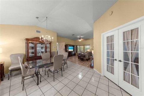 Villa ou maison à vendre à Beverly Hills, Floride: 3 chambres, 188.87 m2 № 2419073 - photo 7