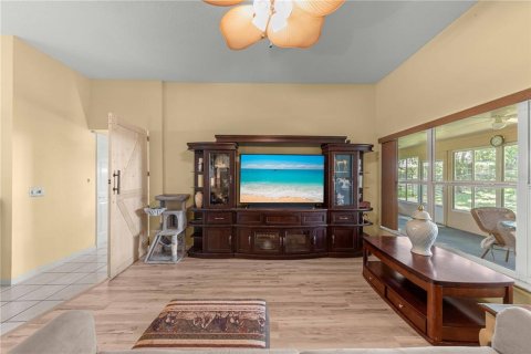 Villa ou maison à vendre à Beverly Hills, Floride: 3 chambres, 188.87 m2 № 2419073 - photo 10
