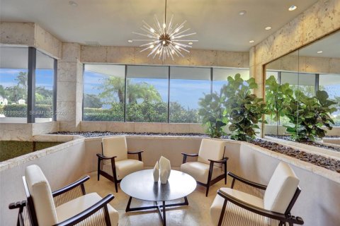 Condo in Aventura, Florida, 3 bedrooms  № 1996923 - photo 8