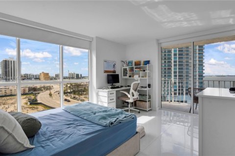 Copropriété à vendre à North Bay Village, Floride: 2 chambres, 98.57 m2 № 1949966 - photo 18