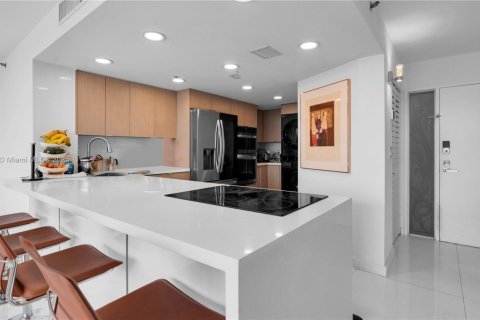 Copropriété à vendre à North Bay Village, Floride: 2 chambres, 98.57 m2 № 1949966 - photo 2