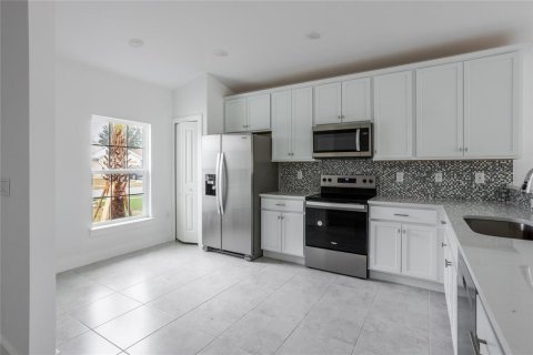House in Port Charlotte, Florida 3 bedrooms, 140.38 sq.m. № 1718956 - photo 4