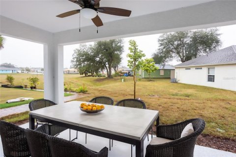 House in Port Charlotte, Florida 3 bedrooms, 140.38 sq.m. № 1718956 - photo 18