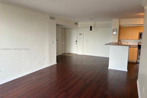 Condo in Hollywood, Florida, 2 bedrooms  № 2264584 - photo 3