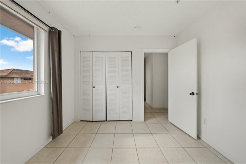 Condominio en venta en Miami, Florida, 2 dormitorios, 92.9 m2 № 2077689 - foto 20